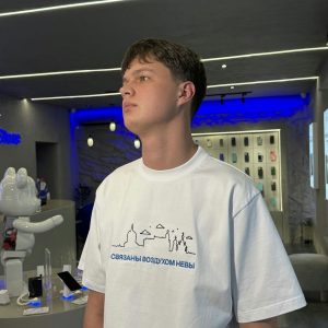 Футболка Syoma Store «Связаны воздухом Невы» Белая L