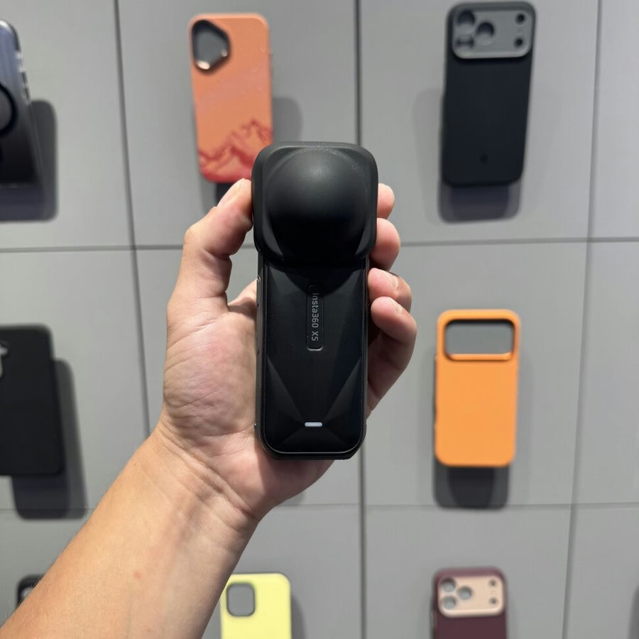 Экшн-камера Insta360 X5 Essentials Bundle Черный (Midnight Black) (Б/У)