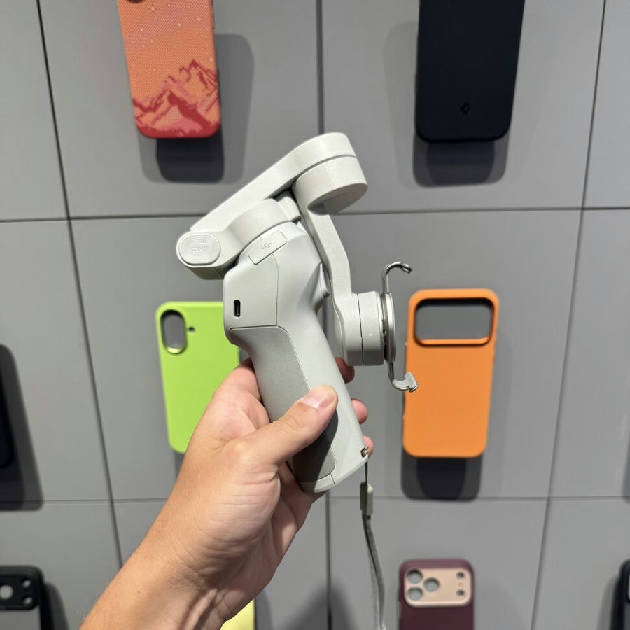Электрический стабилизатор DJI Osmo Mobile 4 (Б/У)