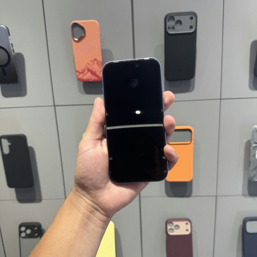 Смартфон Apple iPhone 16 128GB Ультрамарин (Ultramarine) (Б/У)